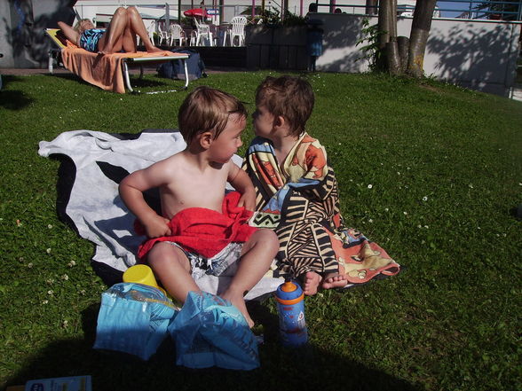 Ein schöner Tag im Freibad!! - 