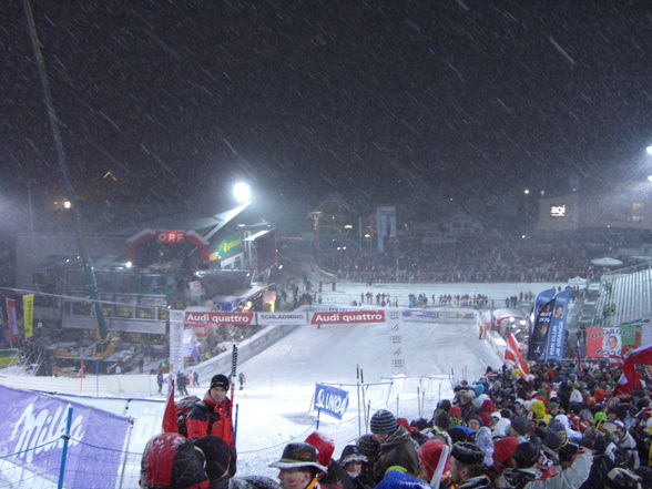 Nightrace Schladming09 - 