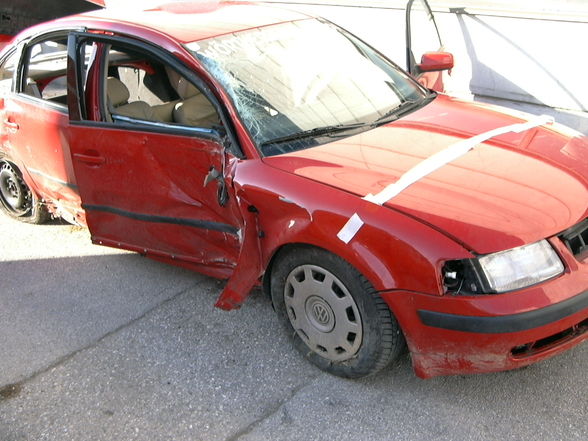 Mein Passat nach dem Unfall - 