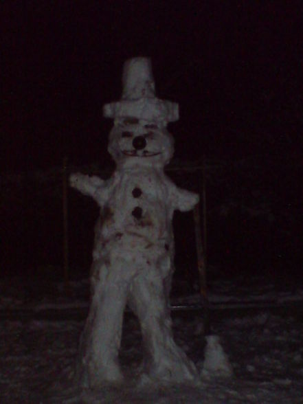 Unser Schneemann auf zwei "Haxn" - 