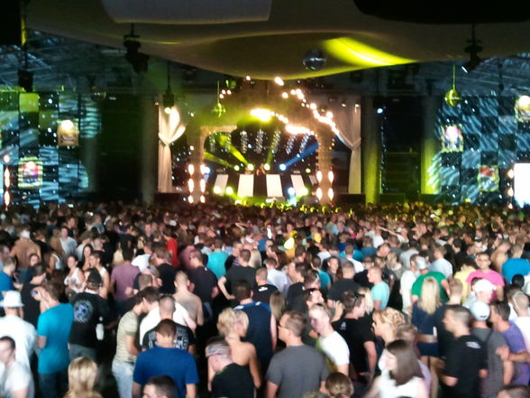 Q-Base 2010 - 