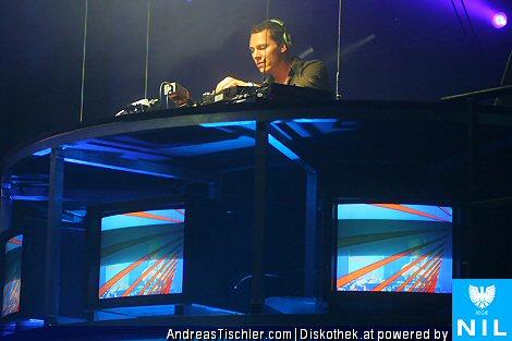 DJ TIESTO - 