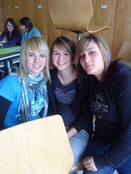 .♥Schule mit meinen Besten.♥=)! - 