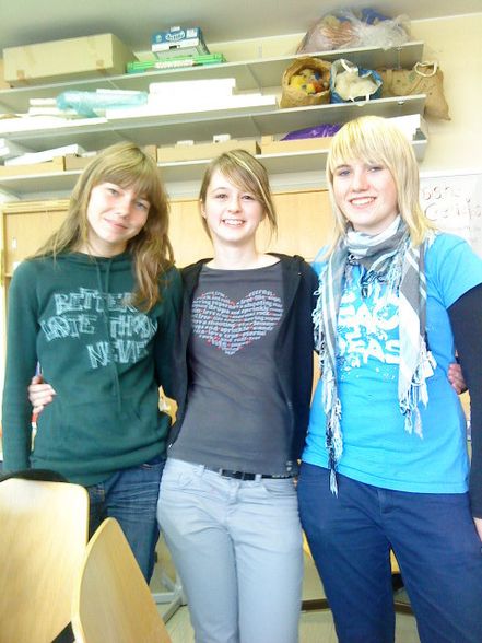 .♥Schule mit meinen Besten.♥=)! - 