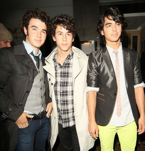 Jonas Brothers - 