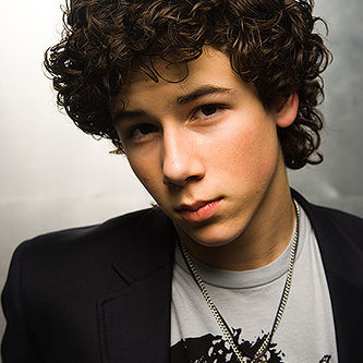 NICK JONAS - 