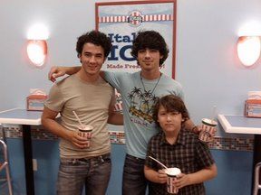 Frankie Jonas - 