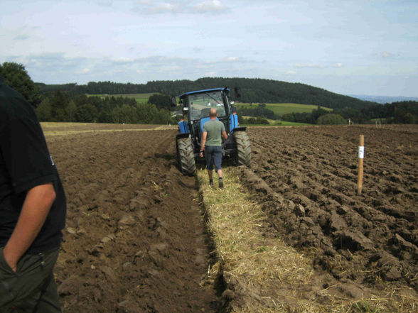 Orts-Bezirks-Landesplfügen - 