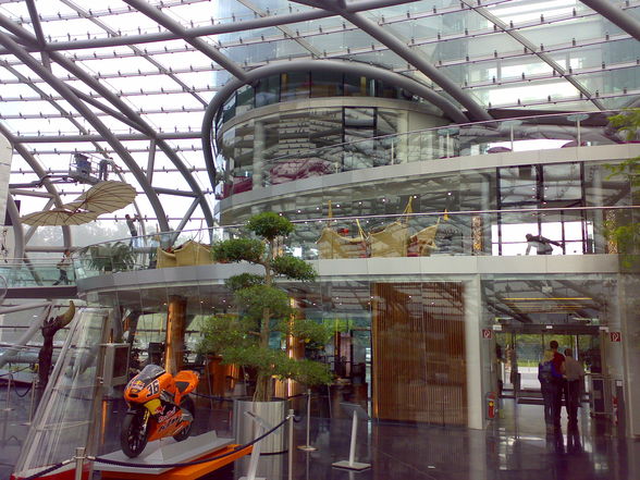 hangar-7 - 