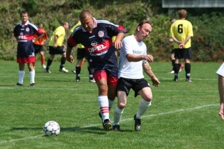 Fußball-Klubhauseröffnung in Oswald - 