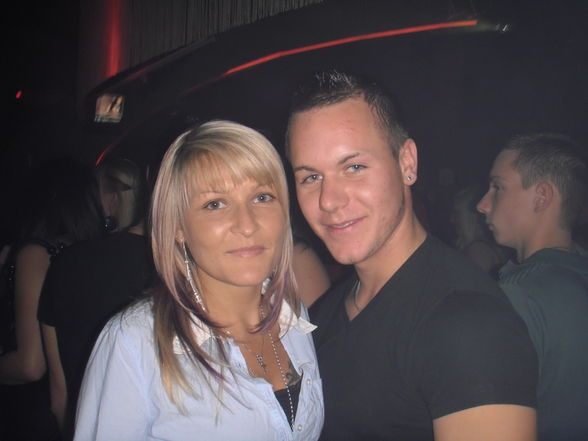 PARTY 2010 - 