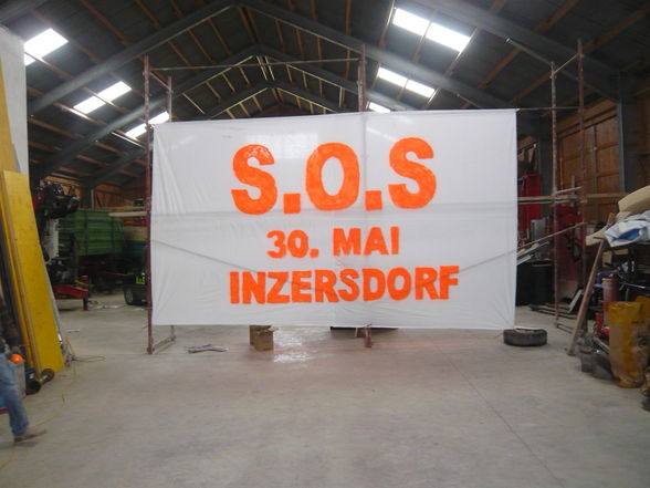 Plakate für S.O.S sprühen - 