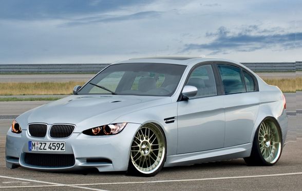 BMW M3 - 