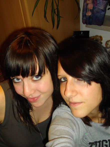 ? mY SisterLeiin und I ?  - 