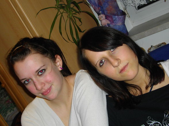 ? mY SisterLeiin und I ?  - 