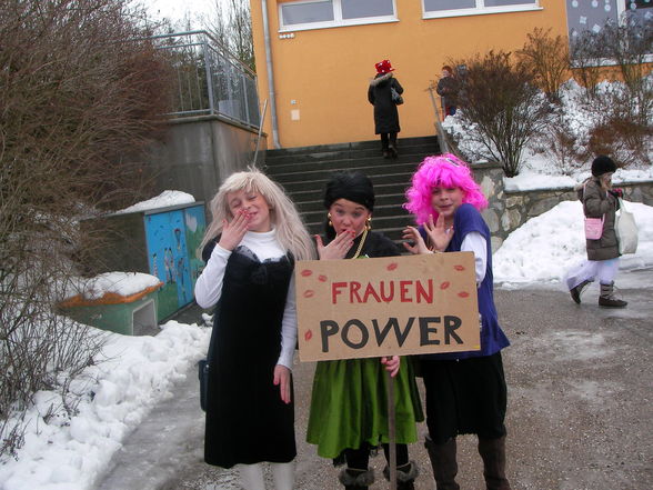 FrauenPower - 