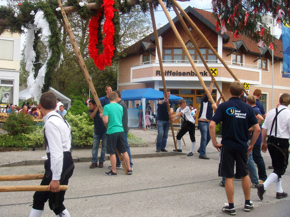 Maibaum aufstellen 2010 - 