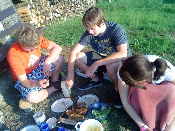 GriLLen . - 