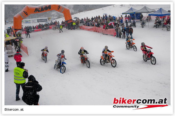 Snow Hill Race - 