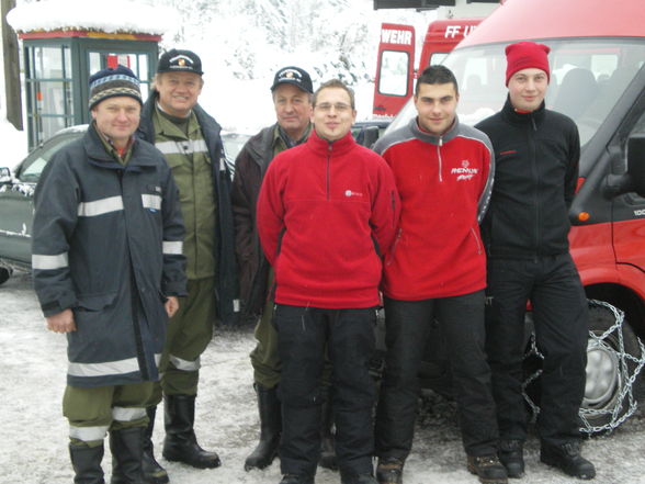 Schneeschaufeln in St. Georgen a. Reith - 