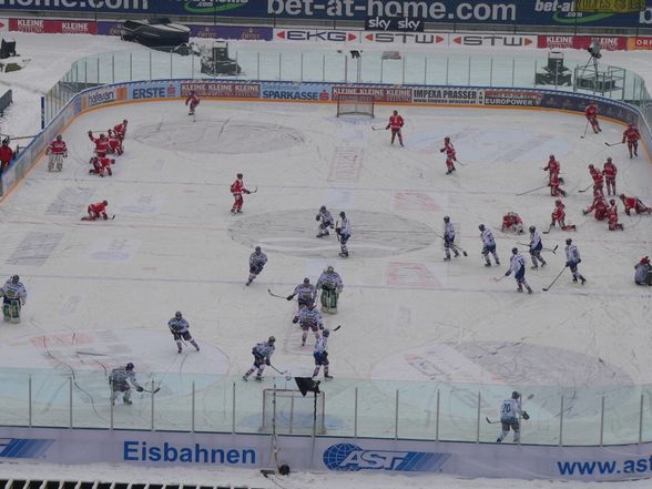 Klagenfurter Freiluft-Derby VSV g. KAC - 