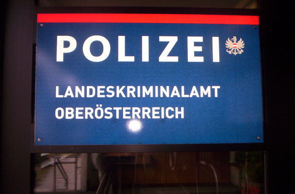 DIE POLIZEI-EI-EEEIIIII - 