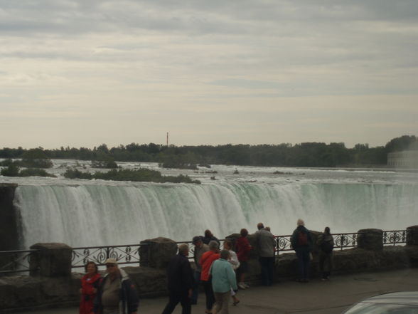 Niagarafälle & CN Tower - 