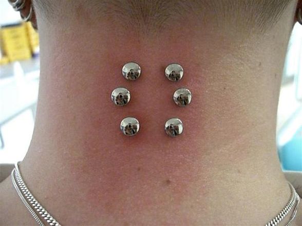 Hautpiercings & Transdermal - 