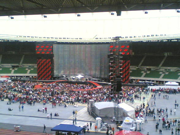 U2 - Vertigo Tour-Wien - Happel Stadion - 