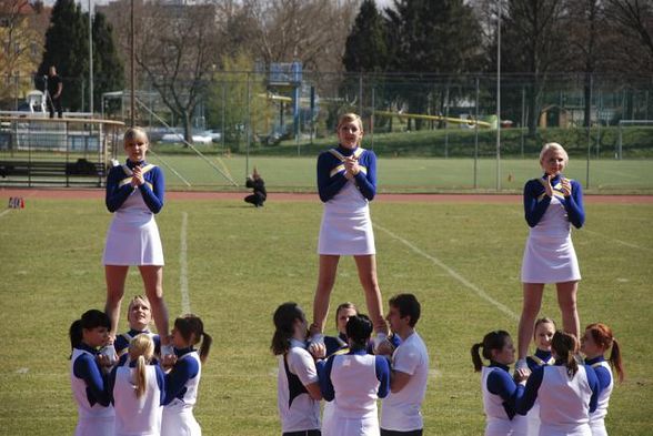 Cheerleading - 