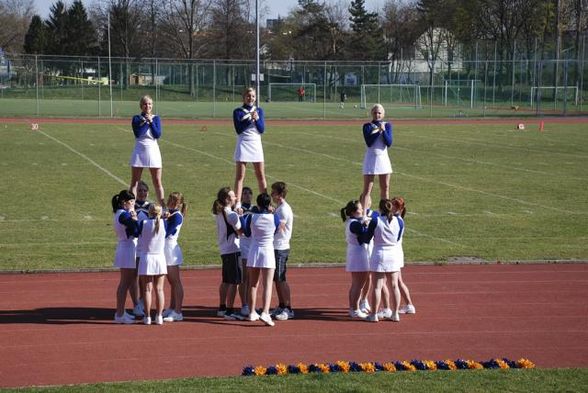 Cheerleading - 