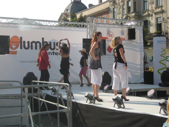 Columbusfashionshow mit Larissa - 