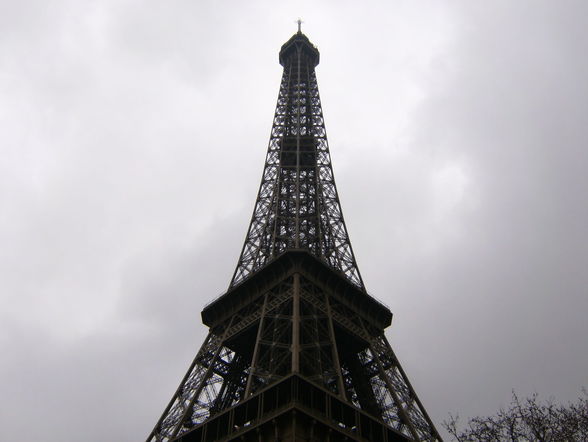 Hier war ich in Paris! - 