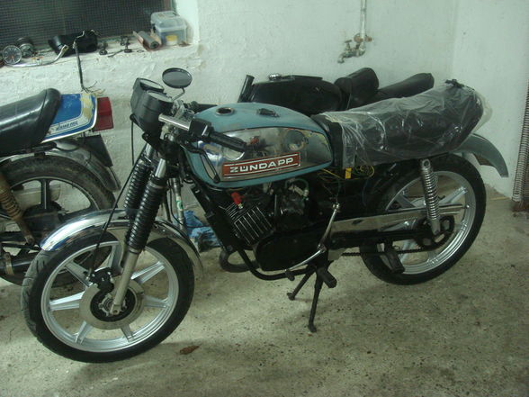 Sachs... - 