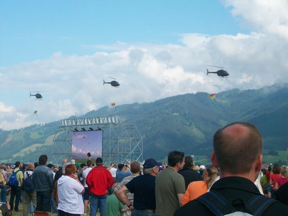 AirPower09 - 