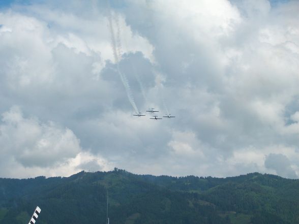 AirPower09 - 