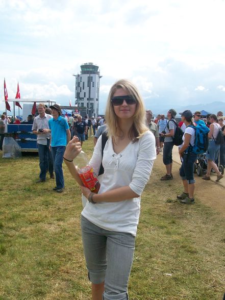 AirPower09 - 