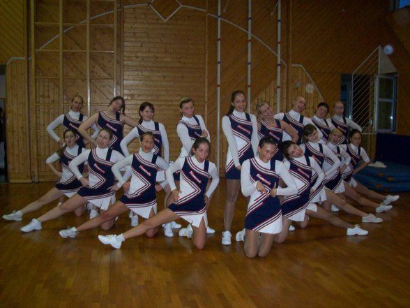 CHEER 08 - 