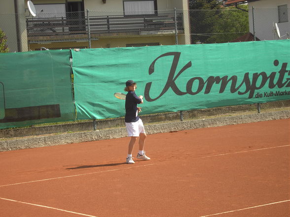 I beim Tennis (Mai 2008) - 