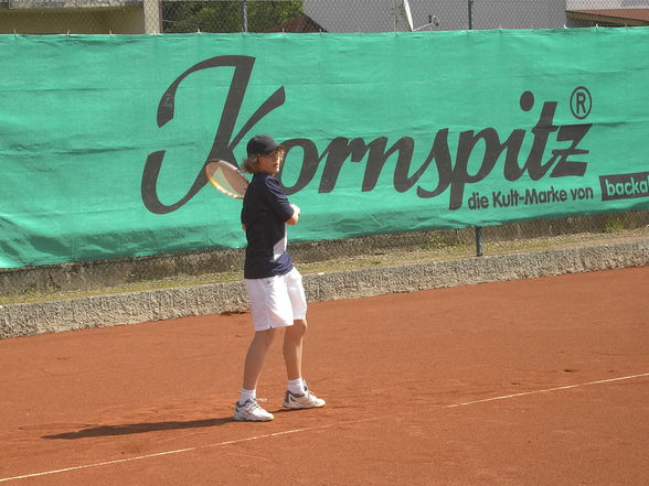 I beim Tennis (Mai 2008) - 