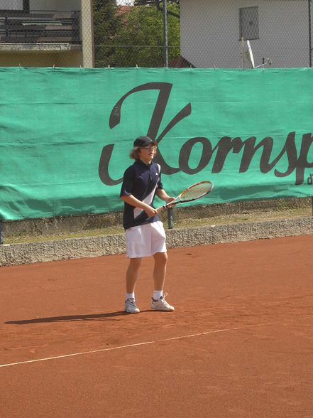 I beim Tennis (Mai 2008) - 