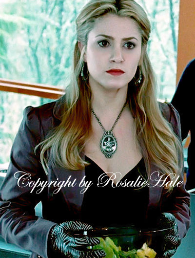 © Rosalie Hale™ - 