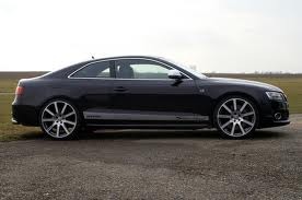 Neues Auto Audi S5 - 