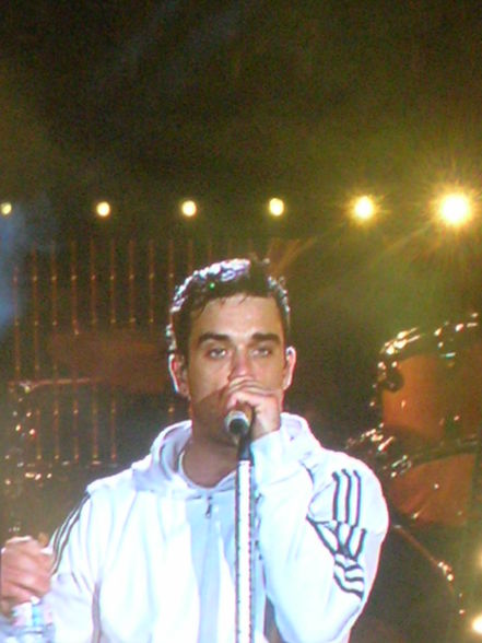 19.08.06 Robbie Williams Konzert Wien  - 