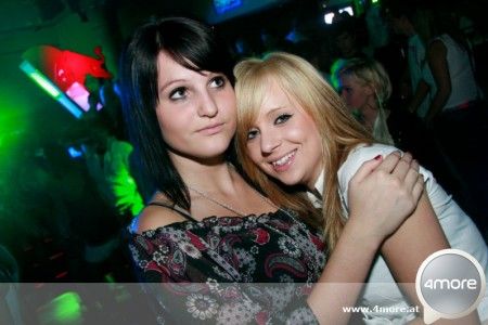 Nightlife & Friends - 