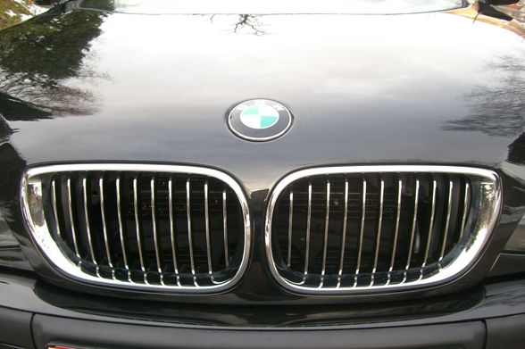 BMW  - 