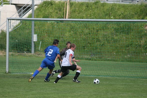 A/S : Hartkirchen 4:3 (4:1) - 