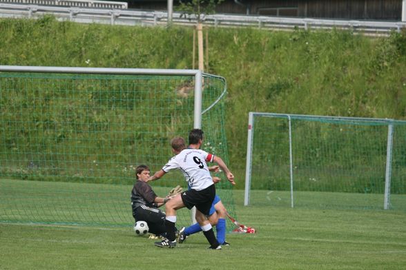 A/S : Hartkirchen 4:3 (4:1) - 