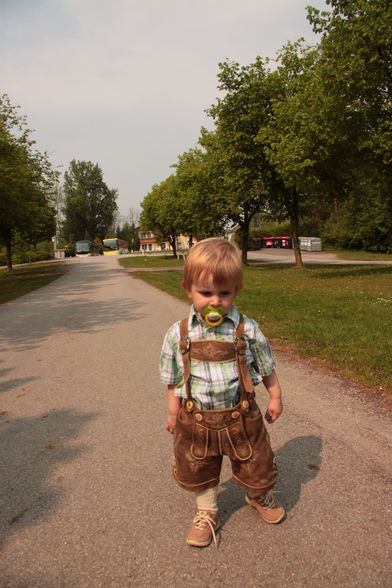 am spielplatz ;-) - 