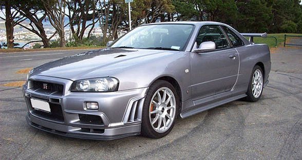 Nissan Skyline - 